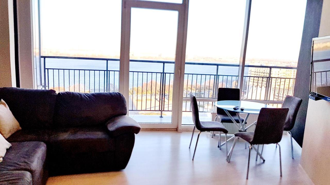 Most City Apart-Hotel Dnipro Esterno foto